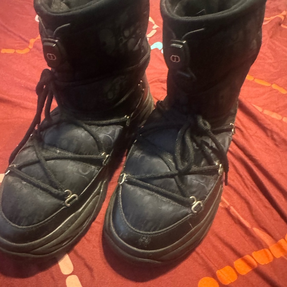 Dior Black Quilted Winter Boots